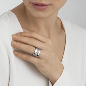 GEORG JENSEN RING FUSION SENTER RING HVITTGULL
