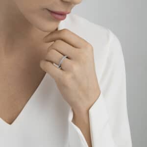 GEORG JENSEN RING OFFSPRING SØLV MED DIAMANTER