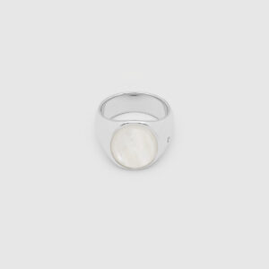 TOM WOOD RING OVAL WHITE MOTHER OF PEARL