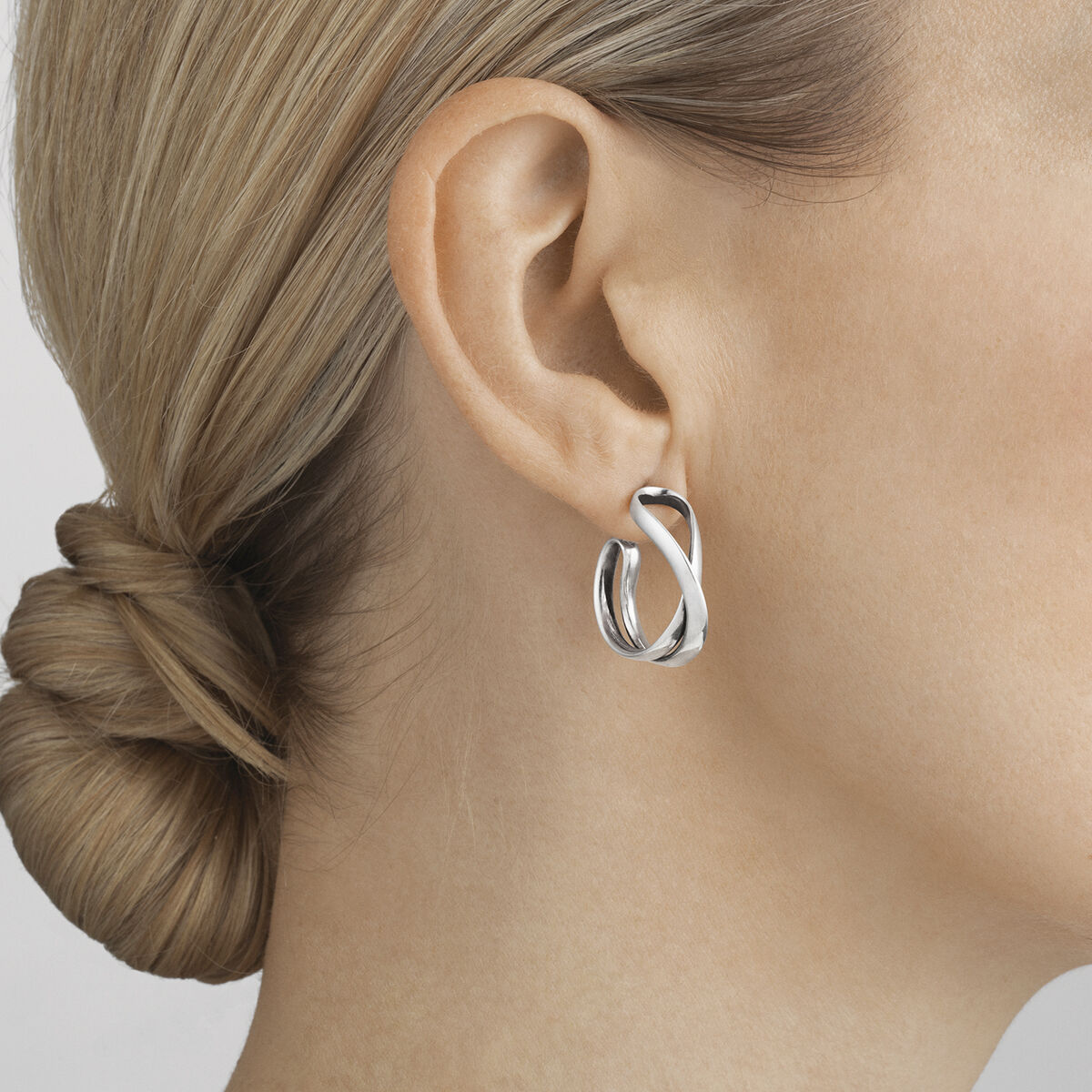 GEORG JENSEN ØREDOBBBER INFINITY SMALL