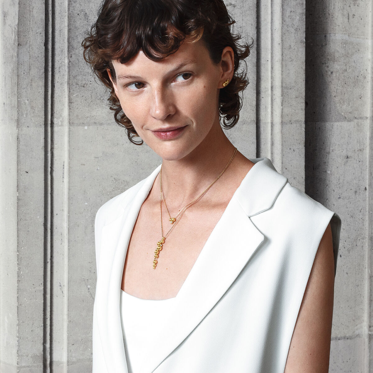 GEORG JENSEN ØREDOBBER MOONLIGHT GRAPES GULTGULL OG DIAMANTER