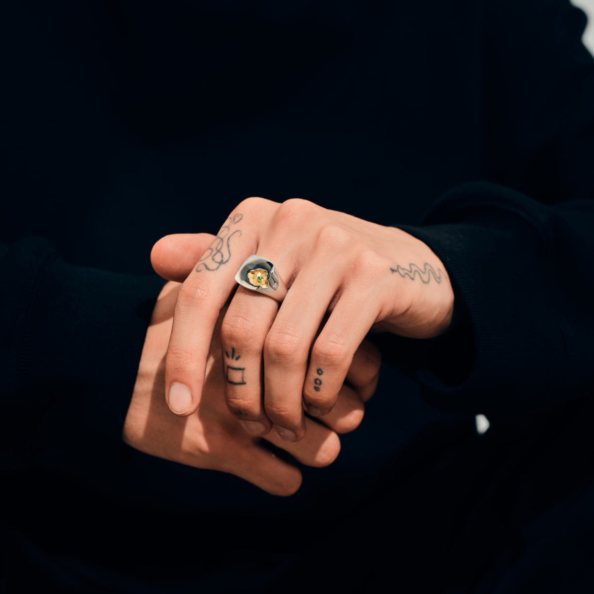TOM WOOD RING MINED LARGE EMERALD