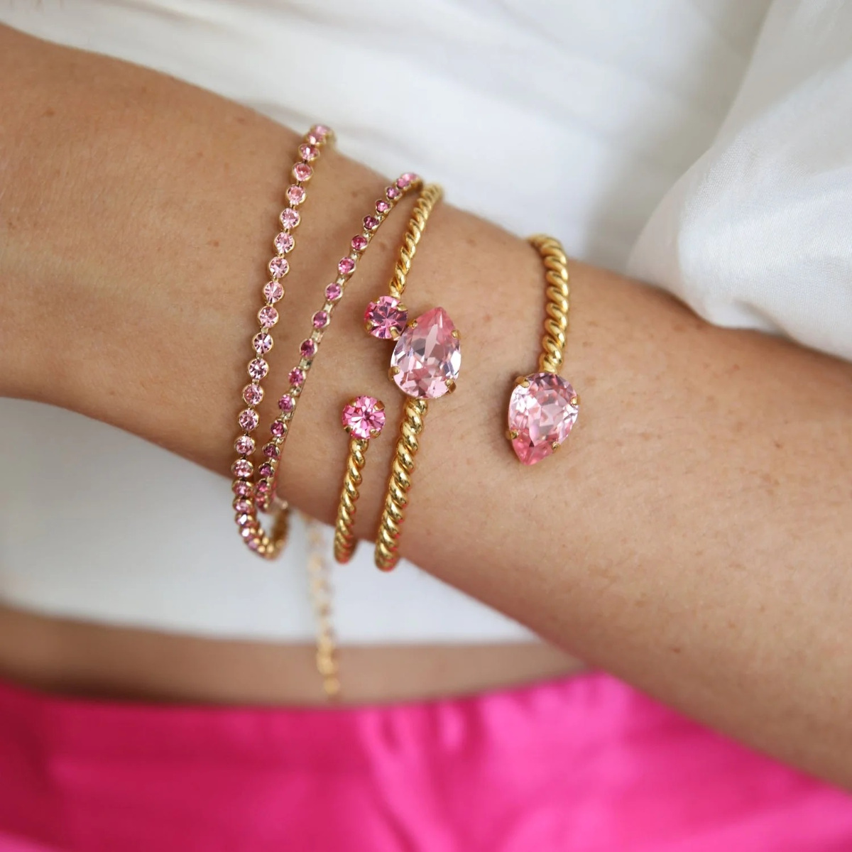 CAROLINE SVEDBOM ARMBÅND MINI DROP LIGHT ROSE