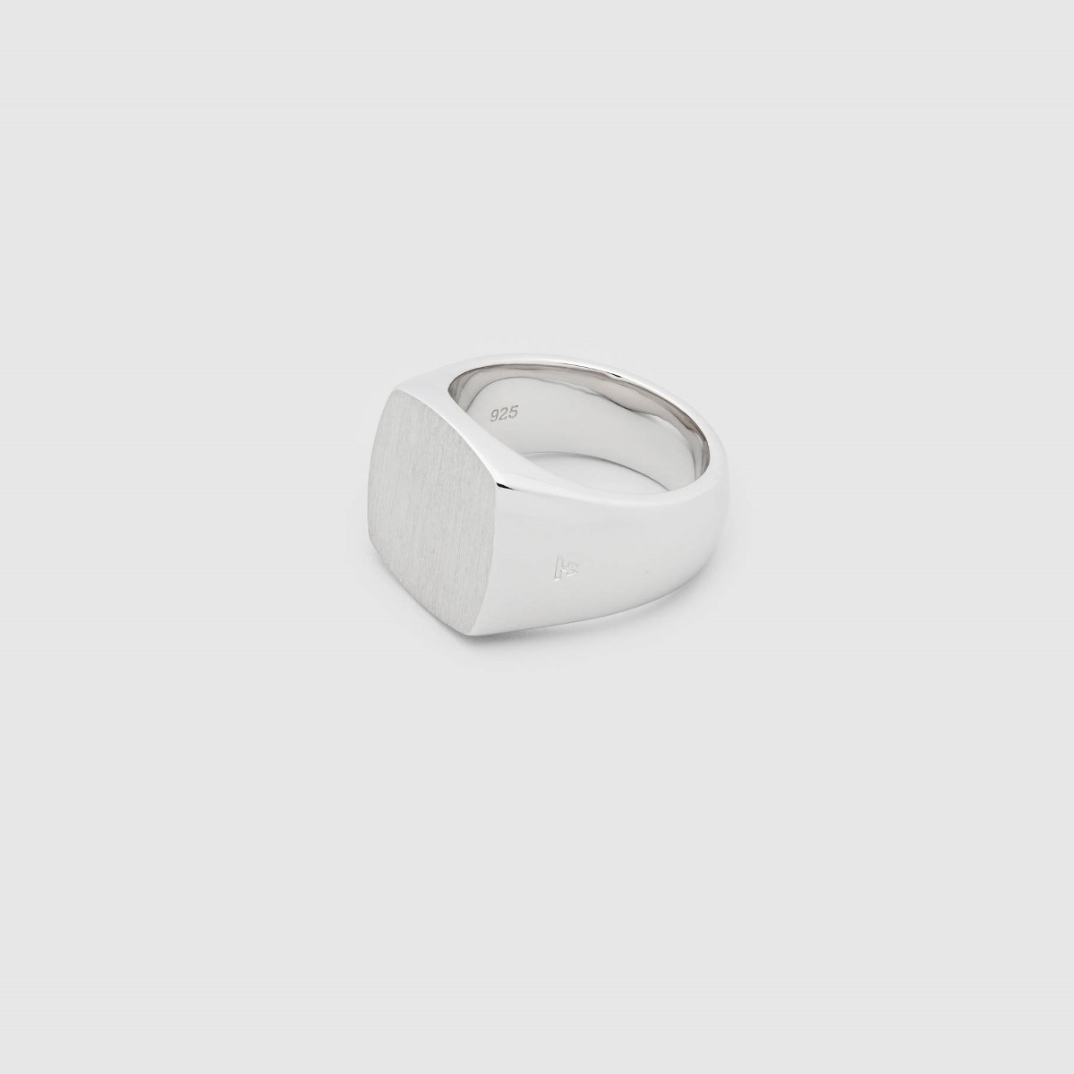 TOM WOOD RING CUSHION SATIN