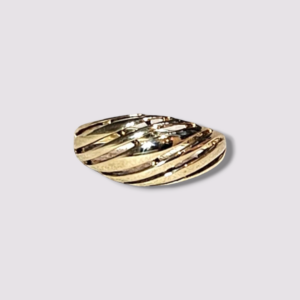 HELLMAN VINTAGE RING MED BUEDE LINJER
