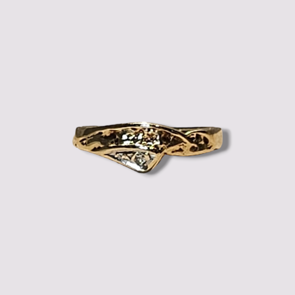 HELLMAN VINTAGE RING MED DIA FINSK DESIGN