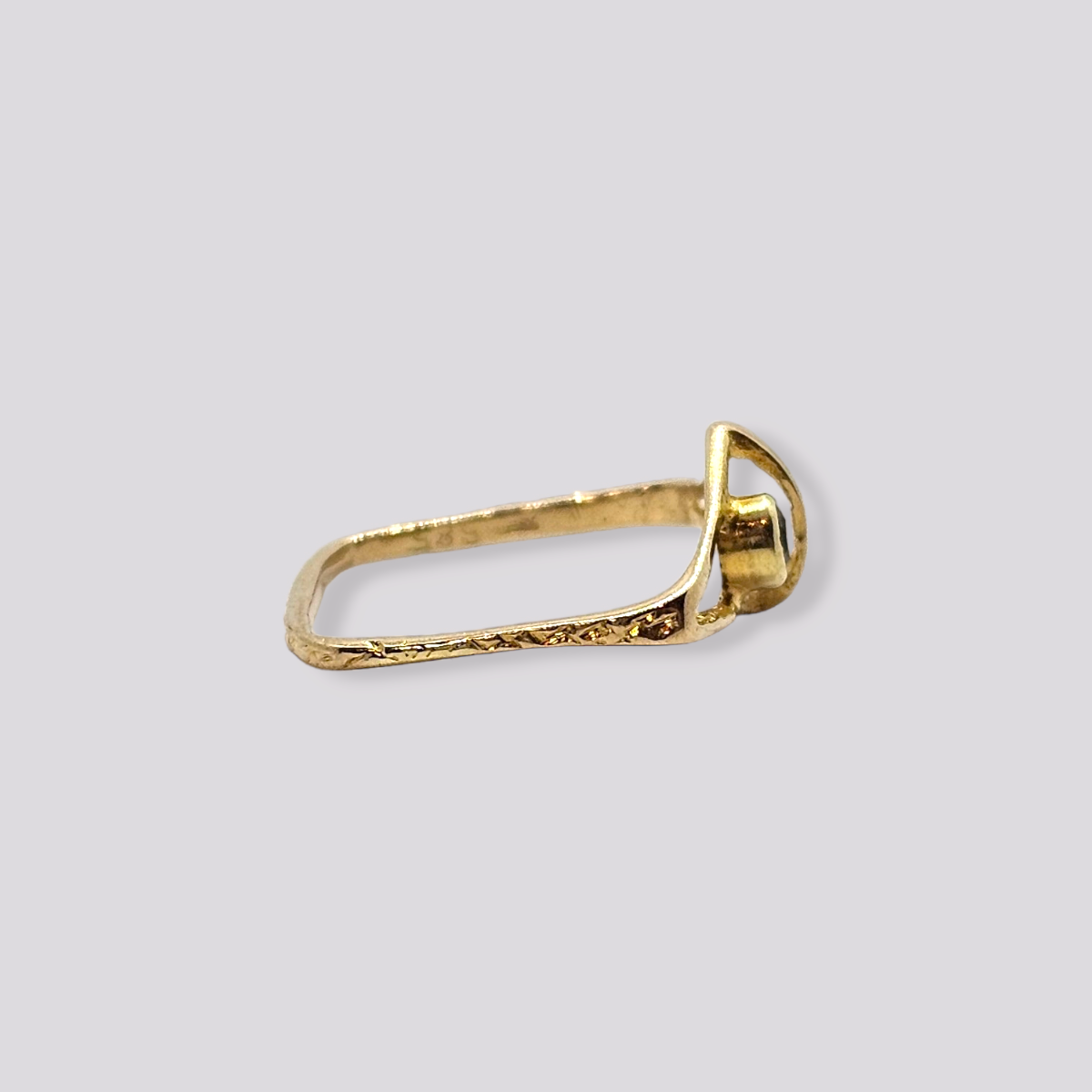 HELLMAN VINTAGE RING MED GRANAT