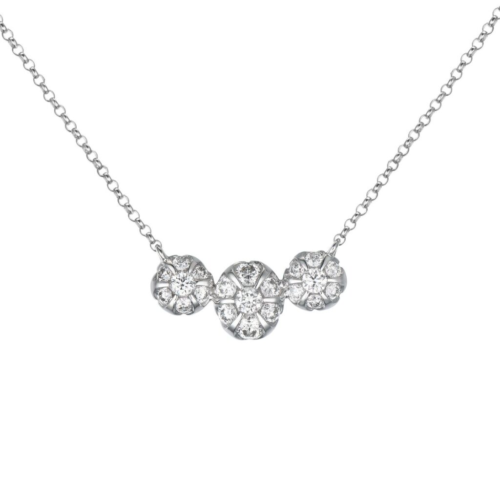 DIAMANT HALSSMYKKE MED KJEDE