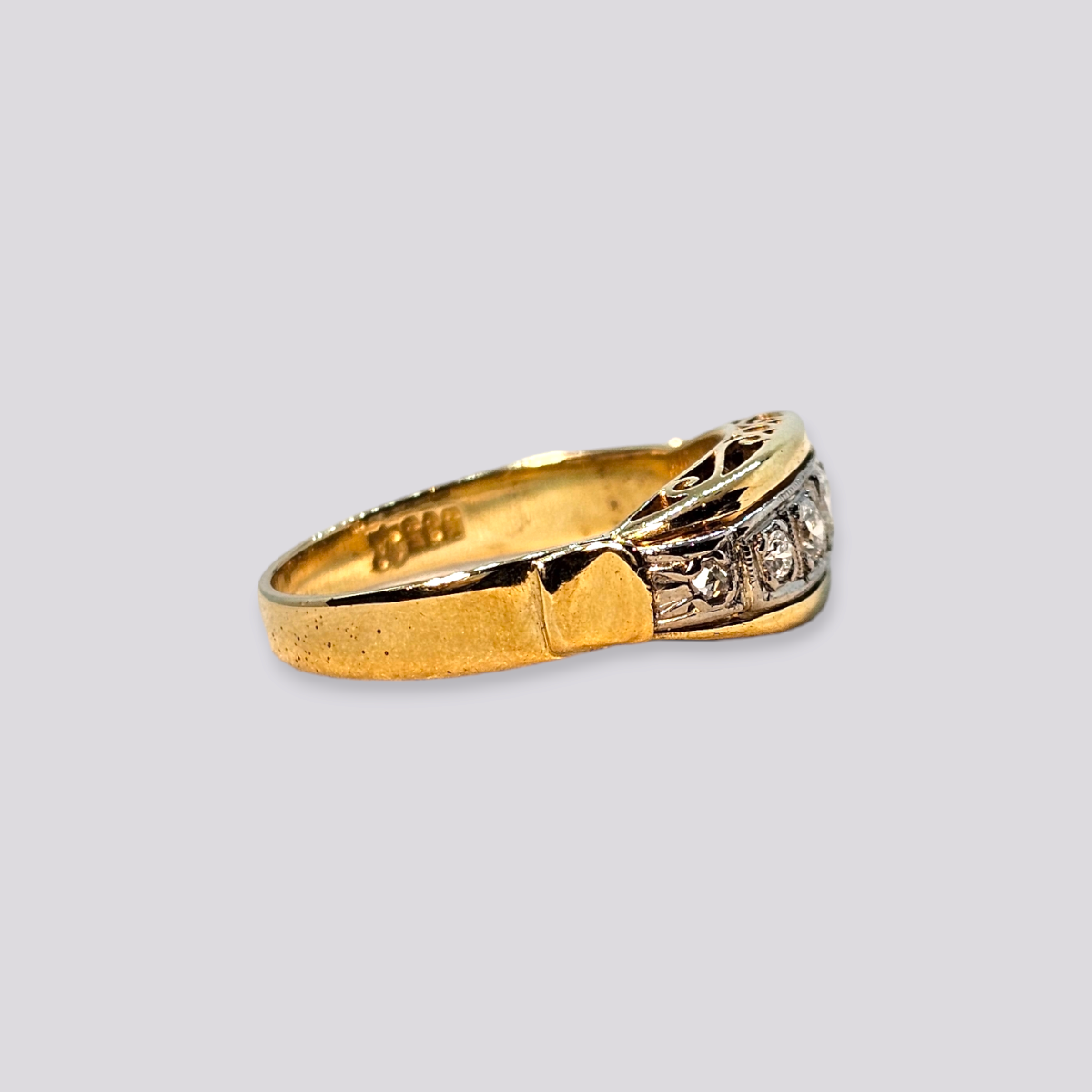 HELLMAN VINTAGE RING MED 6 DIAMANTER