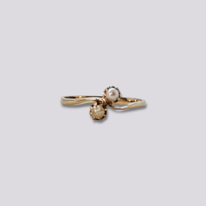 HELLMAN VINTAGE RING MED 2 PERLER