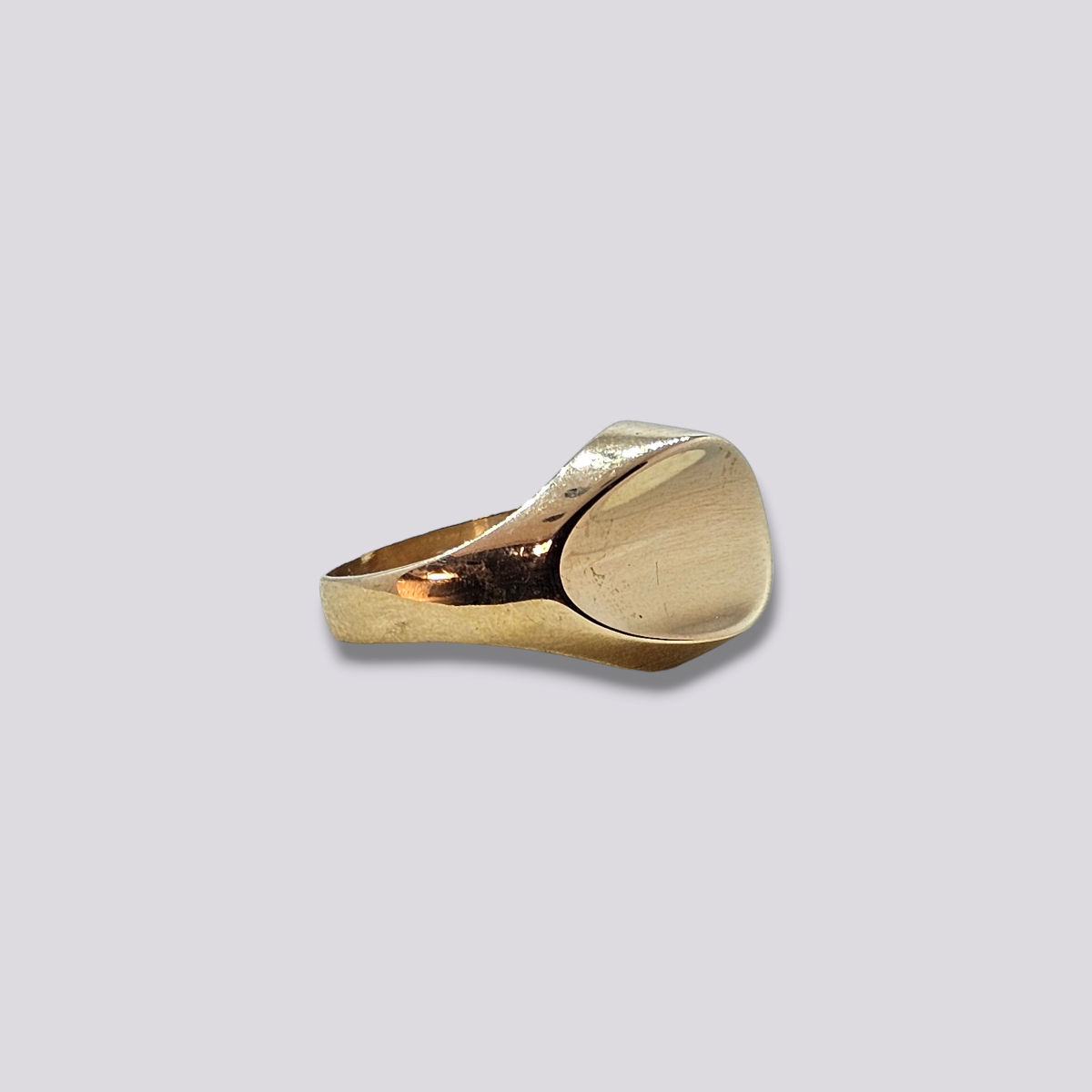 HELLMAN VINTAGE RING MED POLERT TOPP