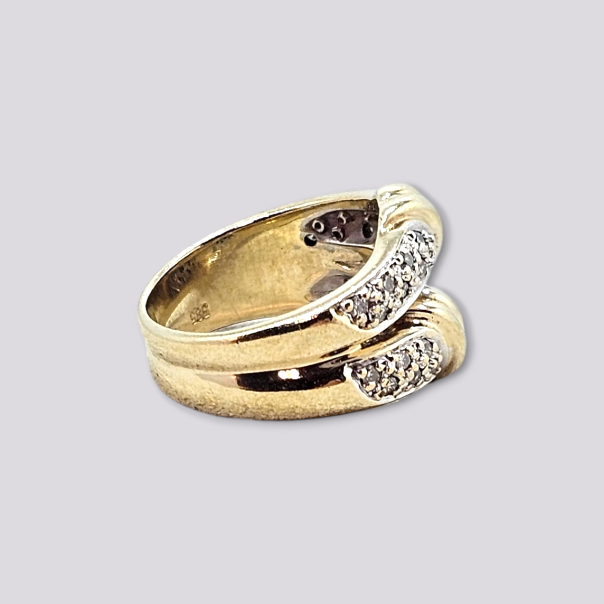 HELLMAN VINTAGE RING MED 28 BRILLIANTER