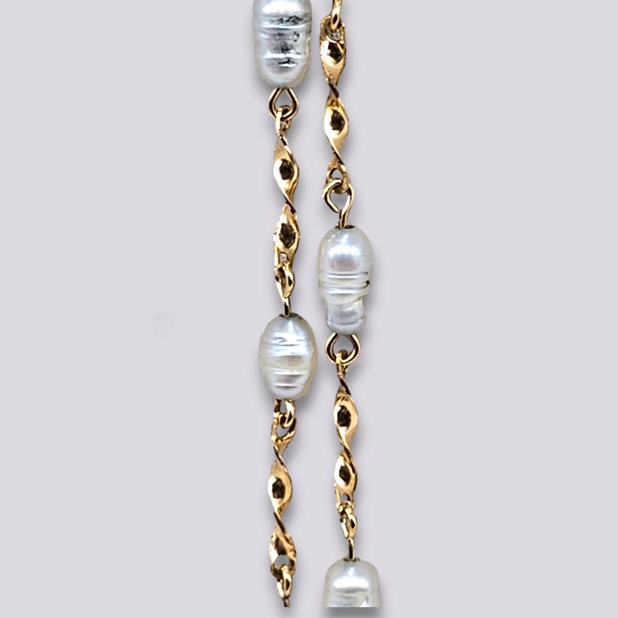 HELLMAN VINTAGE KJEDE MED FERSKVANNS PERLER